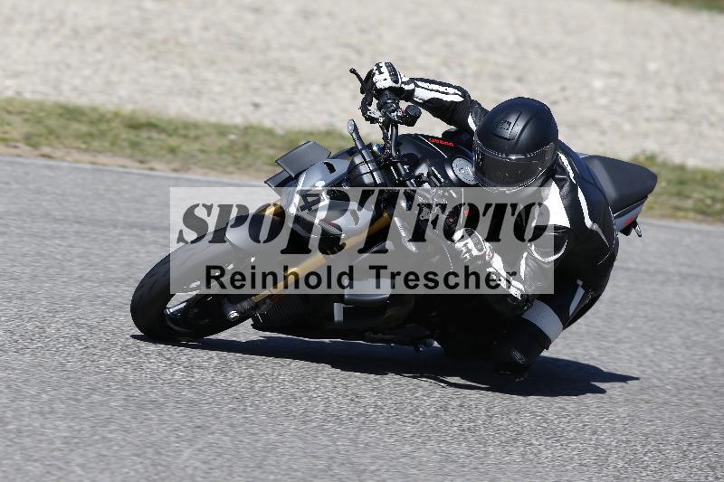 /07 09.04.2026 Cornu Master School ADR/Gruppe blau/4